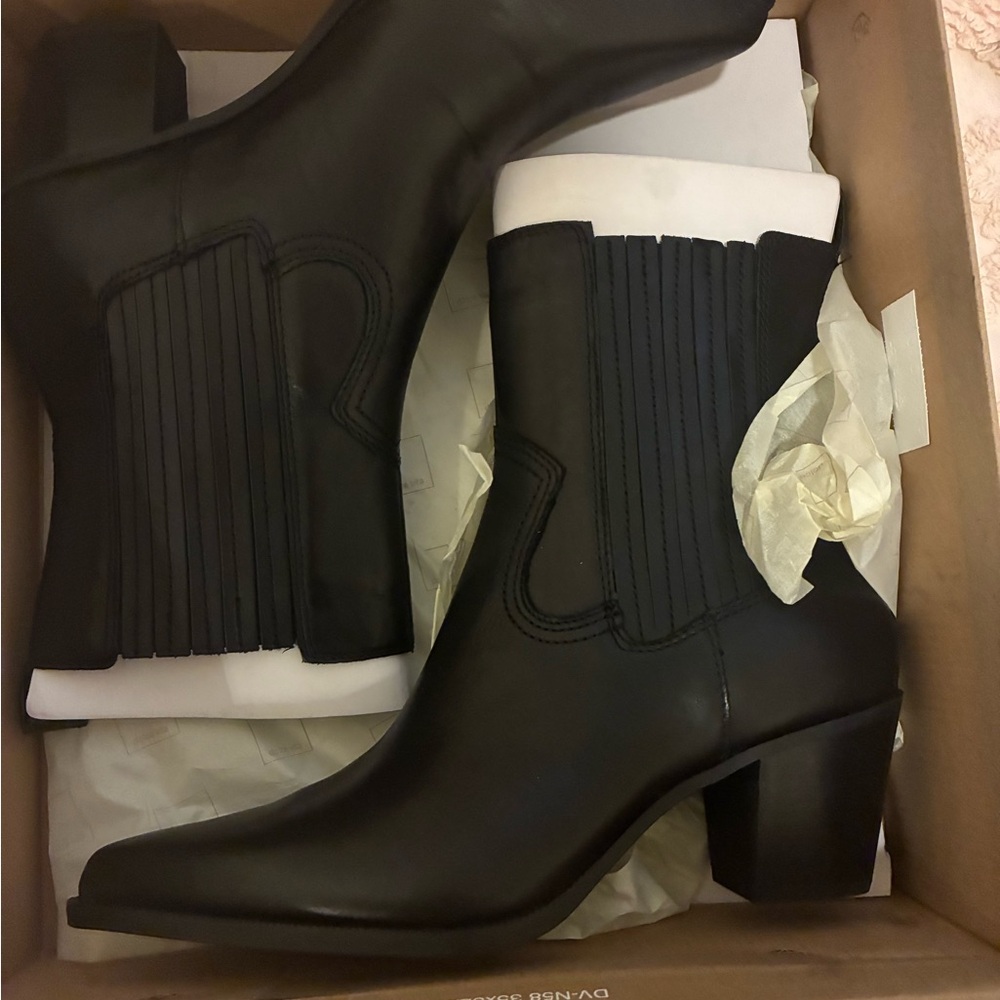 Dolce Vita Black Slim Booties